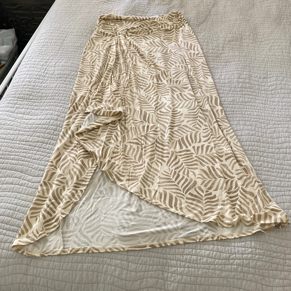 Pretty Palm Maxi Skirt